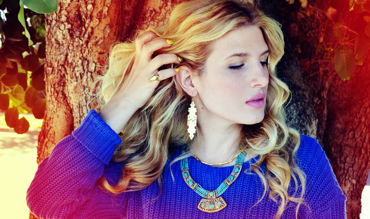 DIY gift: hinge earrings