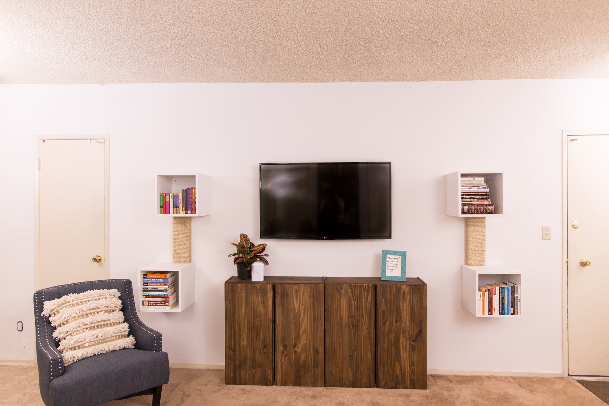 DIY Modern Cat Tower Shelf