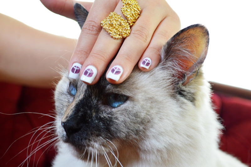 DIY peace nails for peace day