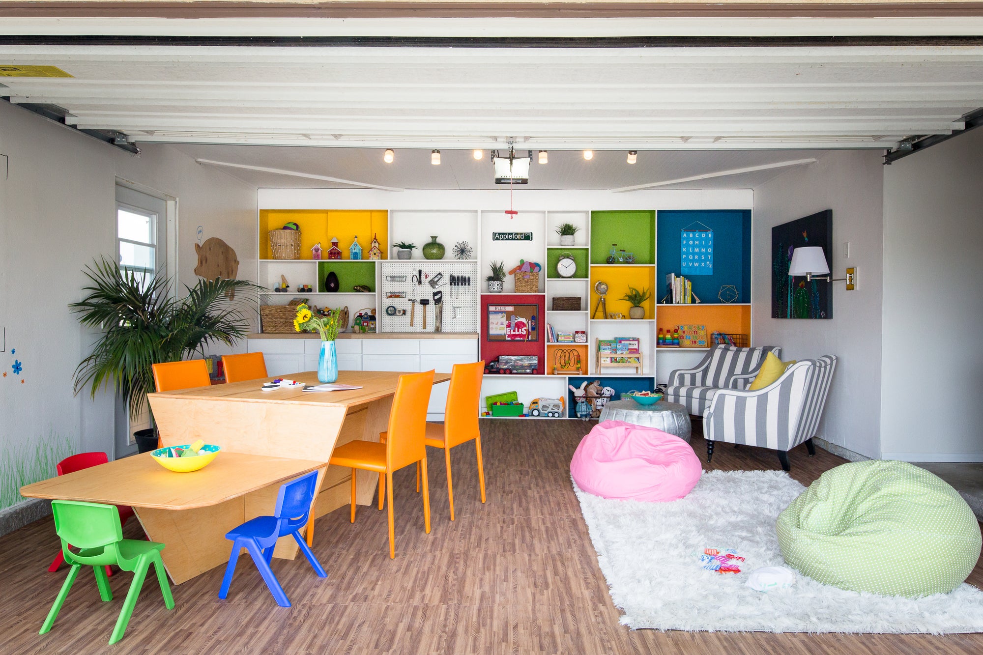 Garage Playroom Makeover!