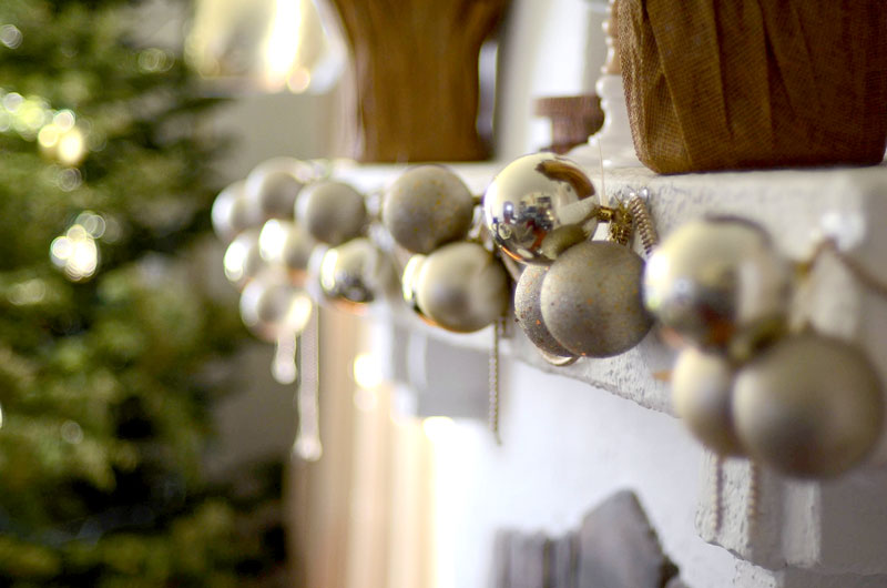 DIY elegant bead garland