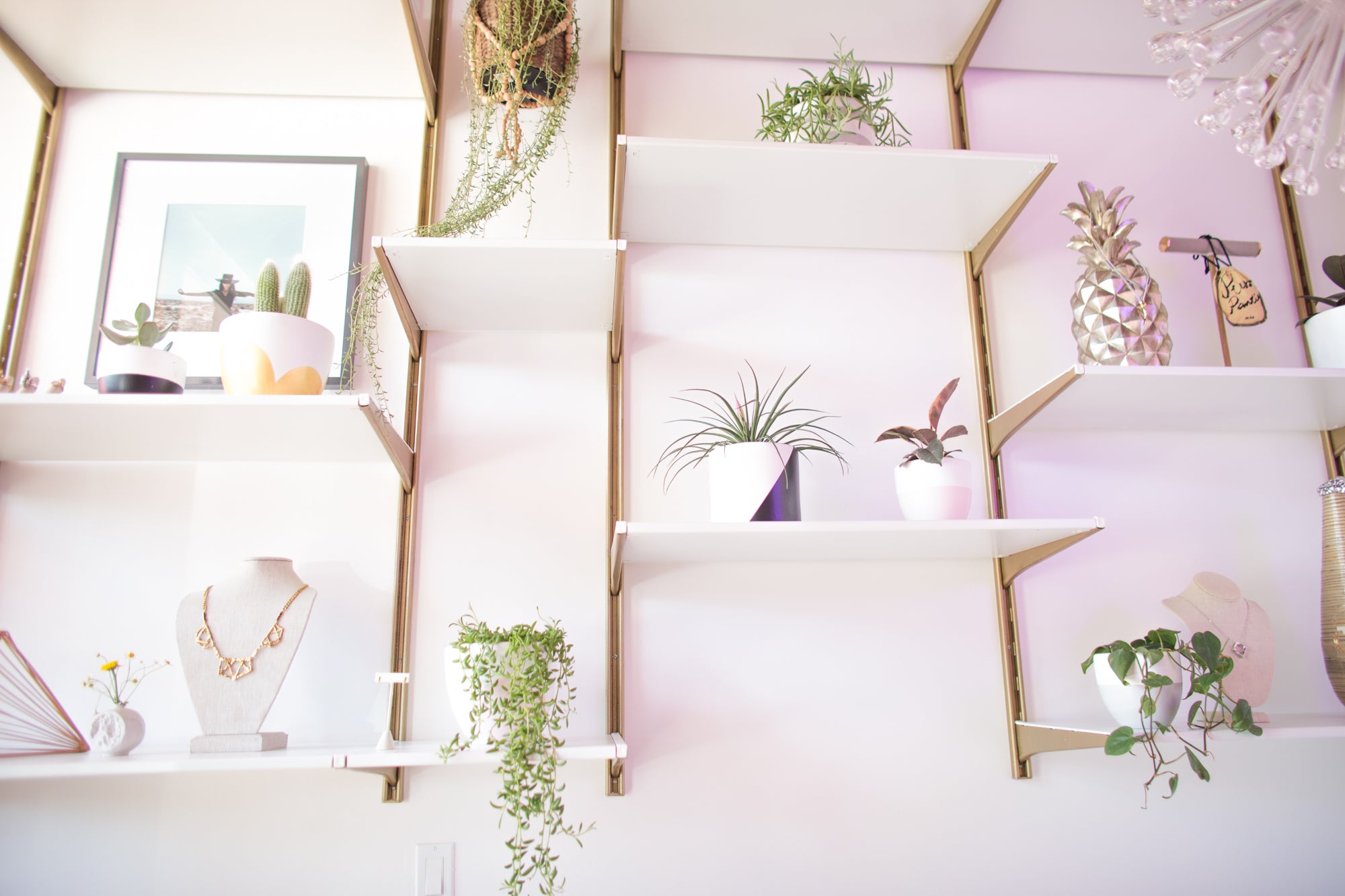 Styling Shelves 101