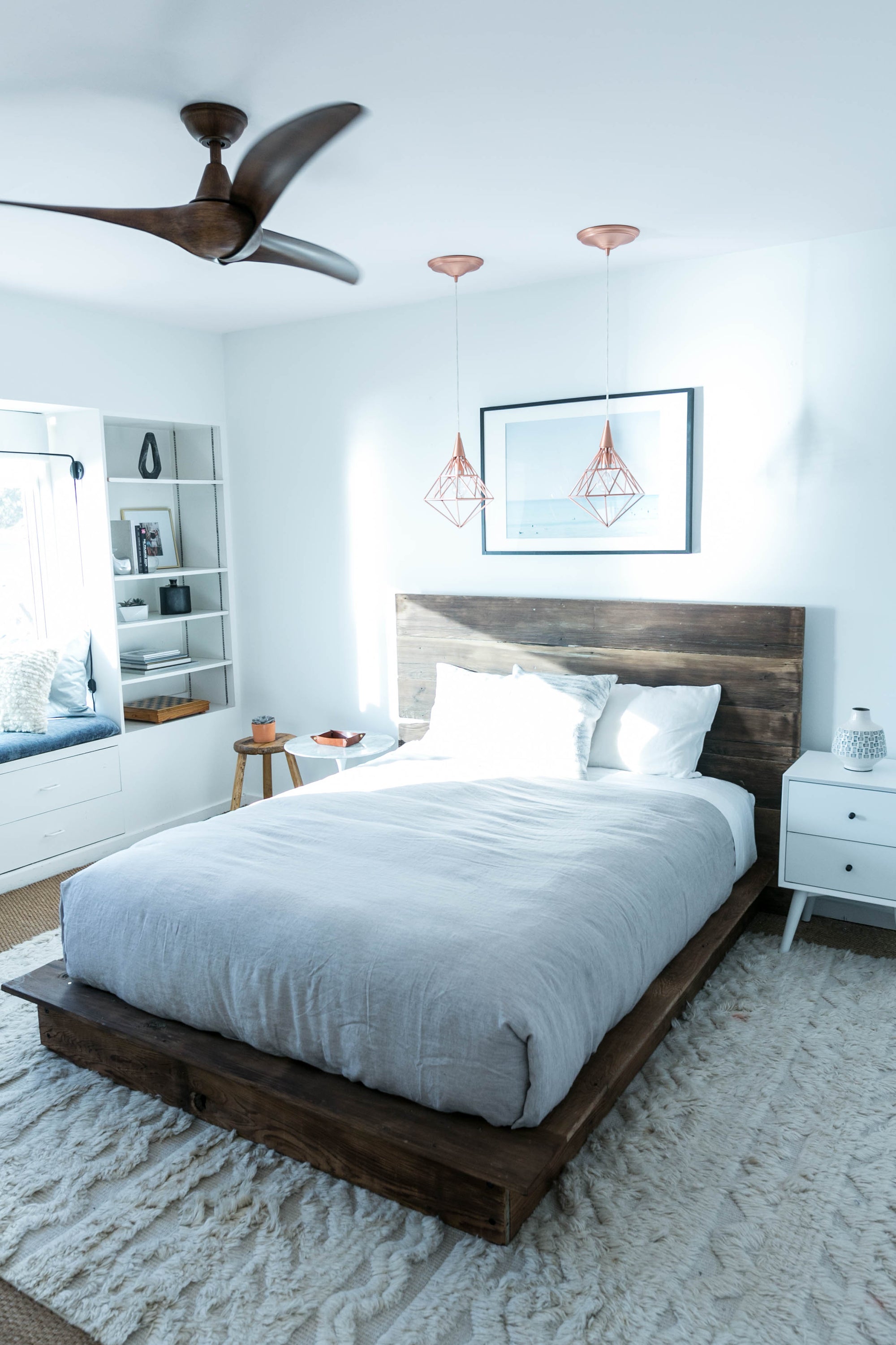 DIY Reclaimed Wood Platform Bed