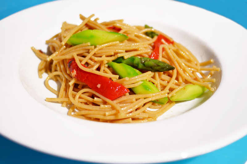 spring pasta with asparagus and red peppers