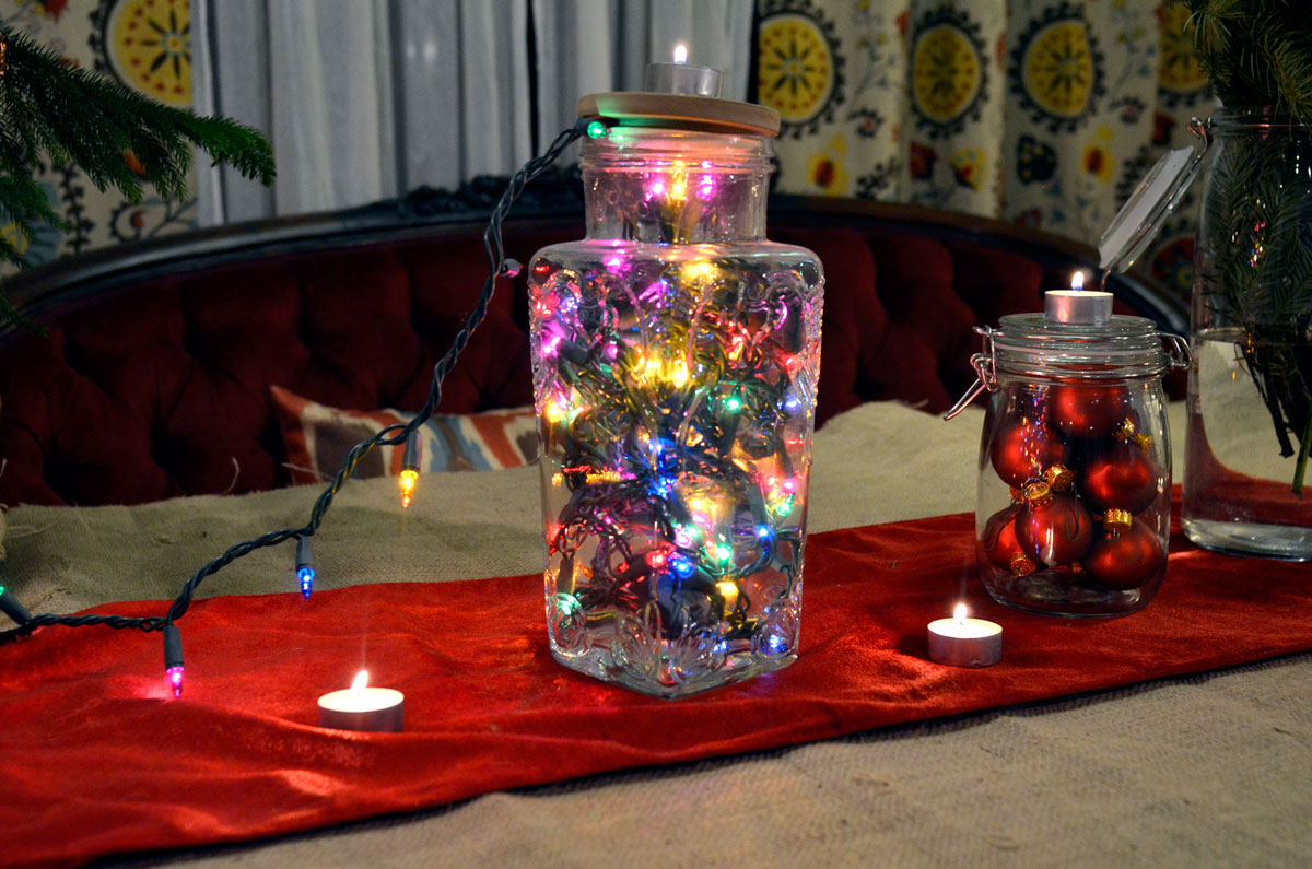 holiday DIY #5: glass jar centerpiece