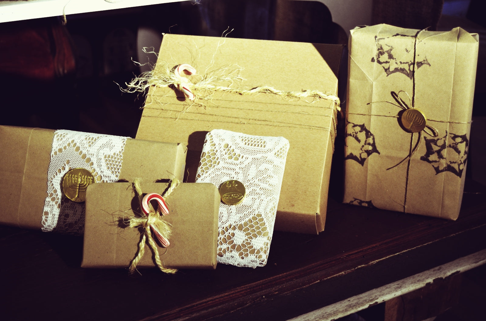 holiday DIY #12: potato stamped gift wrap