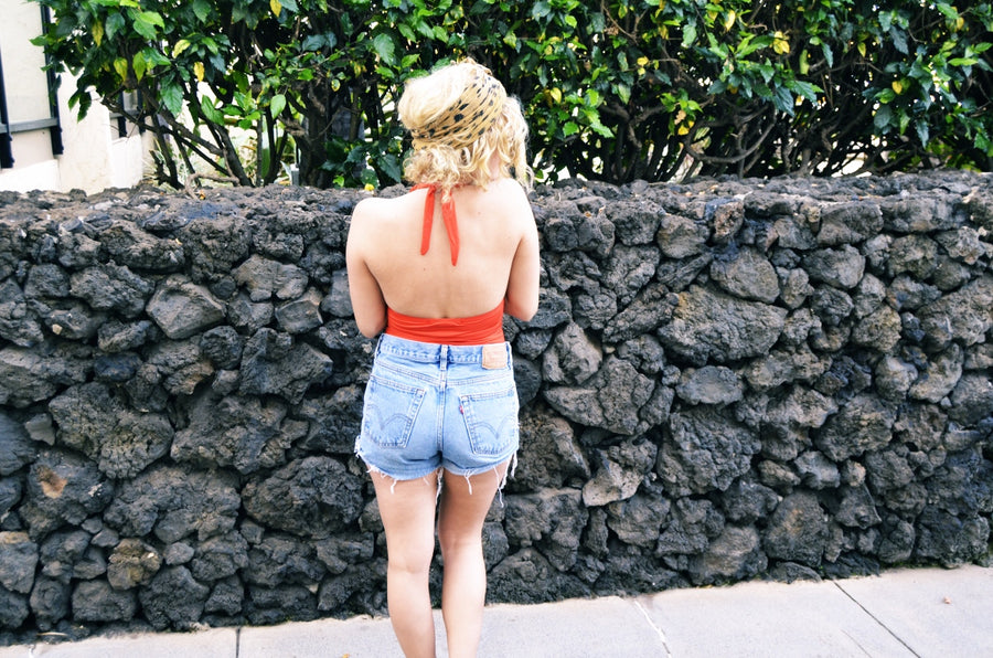 vacay outfit and faux bob hair tutorial