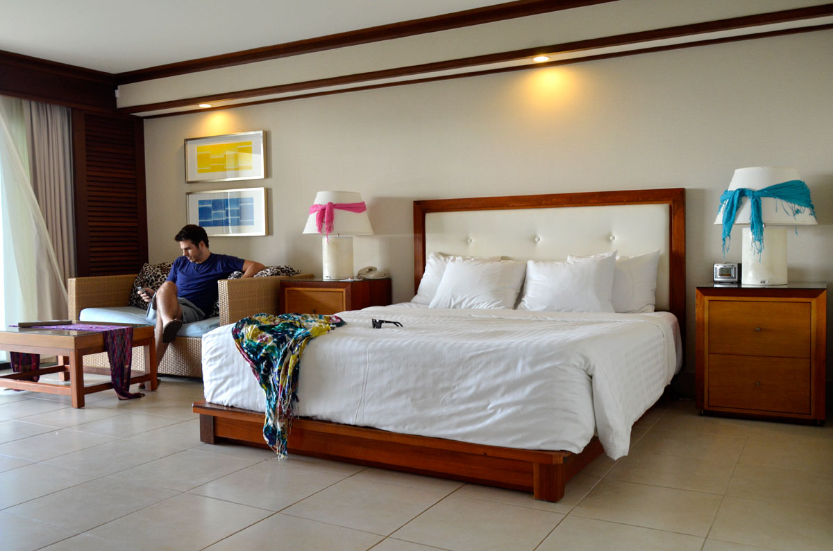 DIY: decorate your hotel room