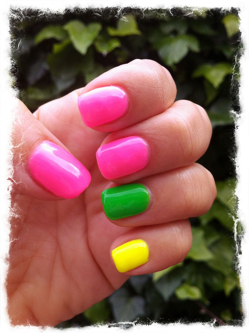 #motw mani of the week: on beyond neon