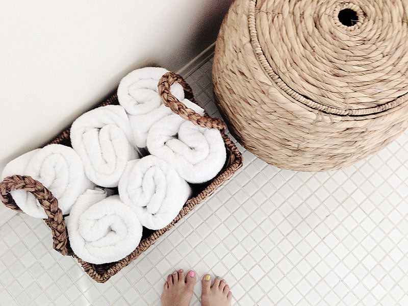 easy luxury: towel basket