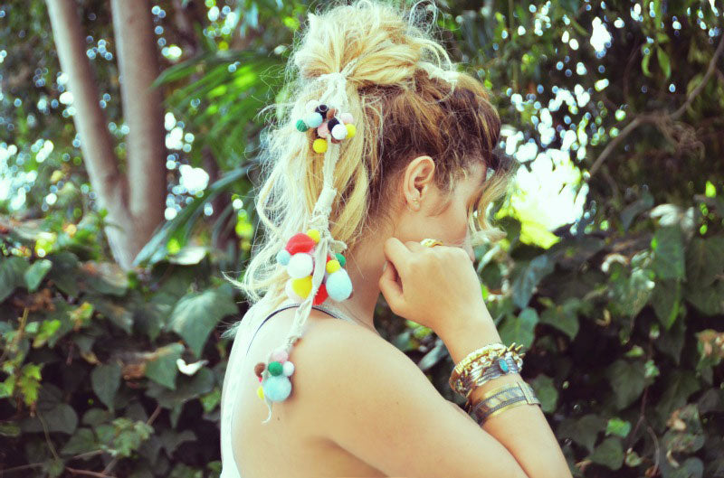 DIY pom pom ponytail accessory