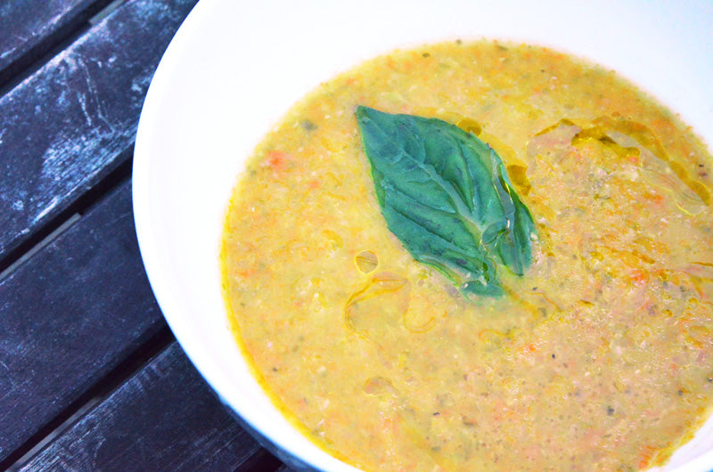 DIY dinner: pureed vegetable soup with carrots and ginger