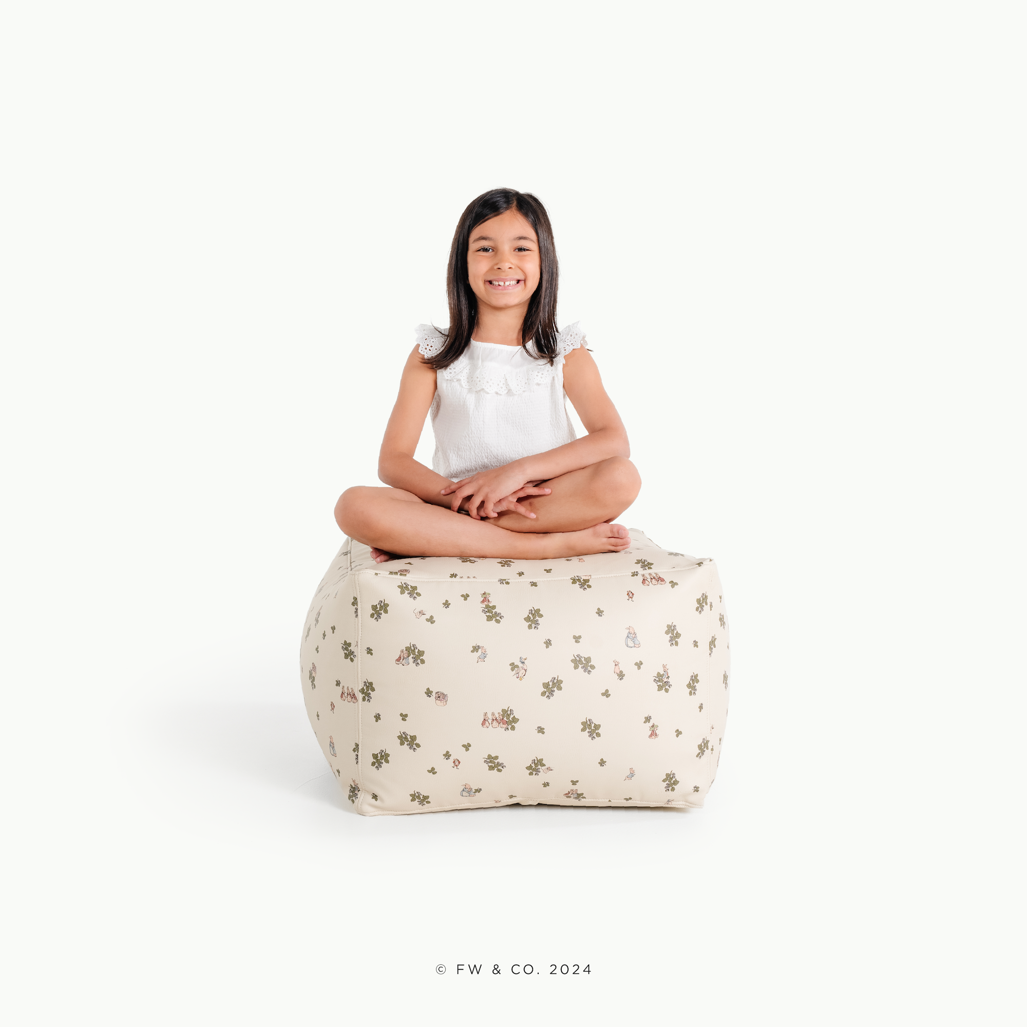 Vegan Leather Non-Toxic Pouf